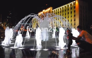 Подводный светодиодный прожектор (LED) 9 диодов, 45°, 12V.DC, холодный белый Подводный светодиодный прожектор (LED) 9 диодов, 45°, 12V.DC, холодный белый